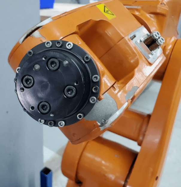 Used ABB IRB 120 Robot w/ IRC5 Controller, Teach Pendant, and Cables, 220V, 1 Phase