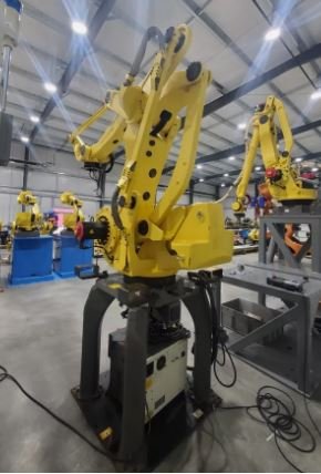 Used FANUC M-410ib/700 Industrial Palletizing Robot With R-30ib Controller