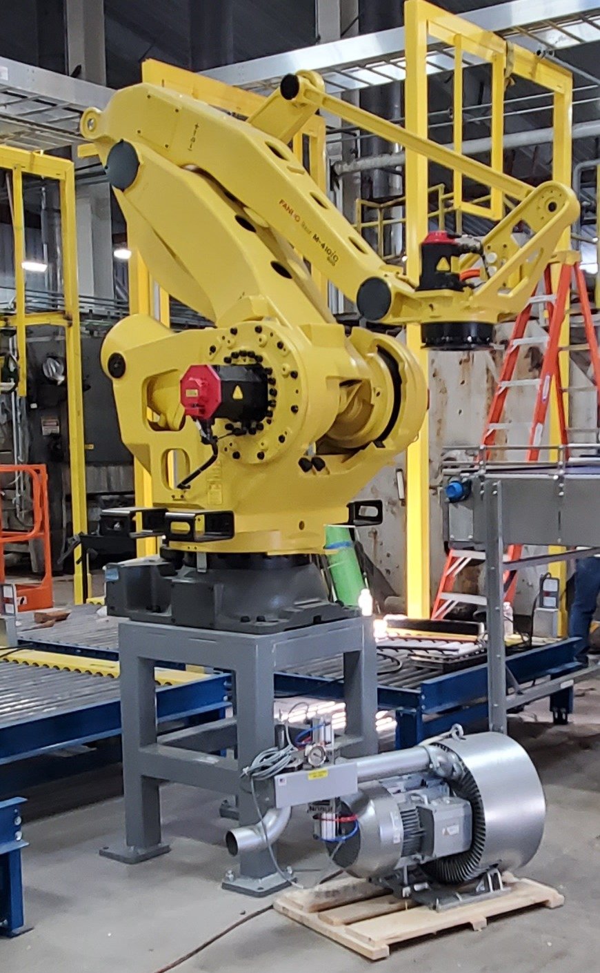 Fanuc Robot M-410iC/500 Complete with Teach Pendant and R-30i B Controller