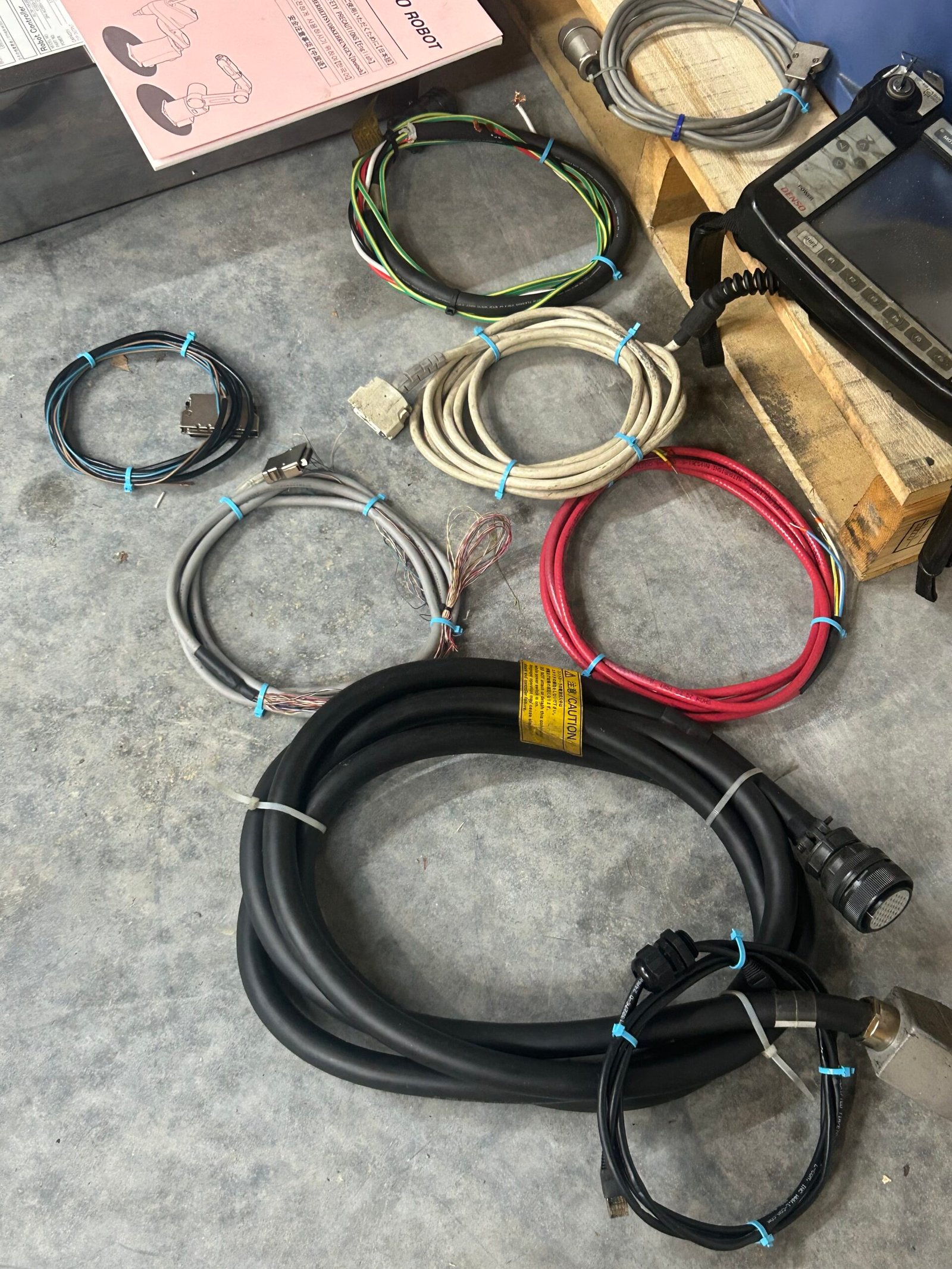 2012 Denso VM-60B1D/GM-V 6 Axis Automation Robotic Arm Complete.