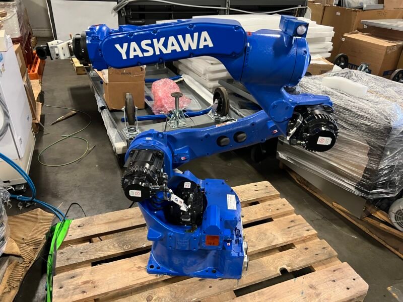 Yaskawa Motoman MH25 MH80 & MA1440 Industrial Robots