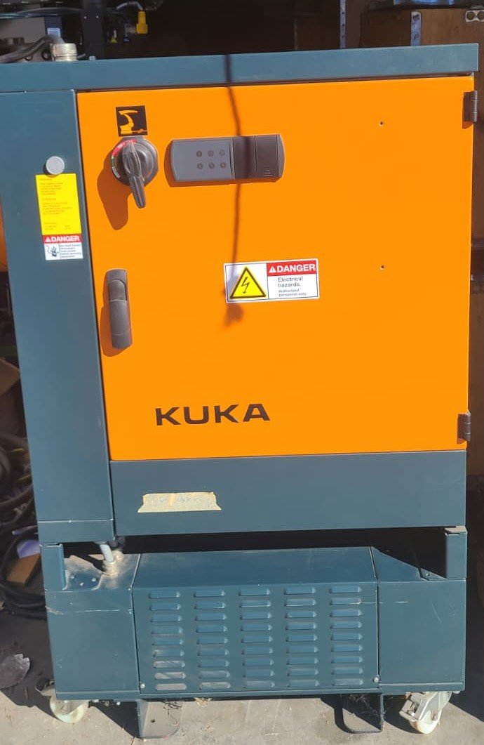 Kuka KR 600 R2830 Robot with KRC4 NA UL Controller + Teach Pendant + Master Tooling SEMD: