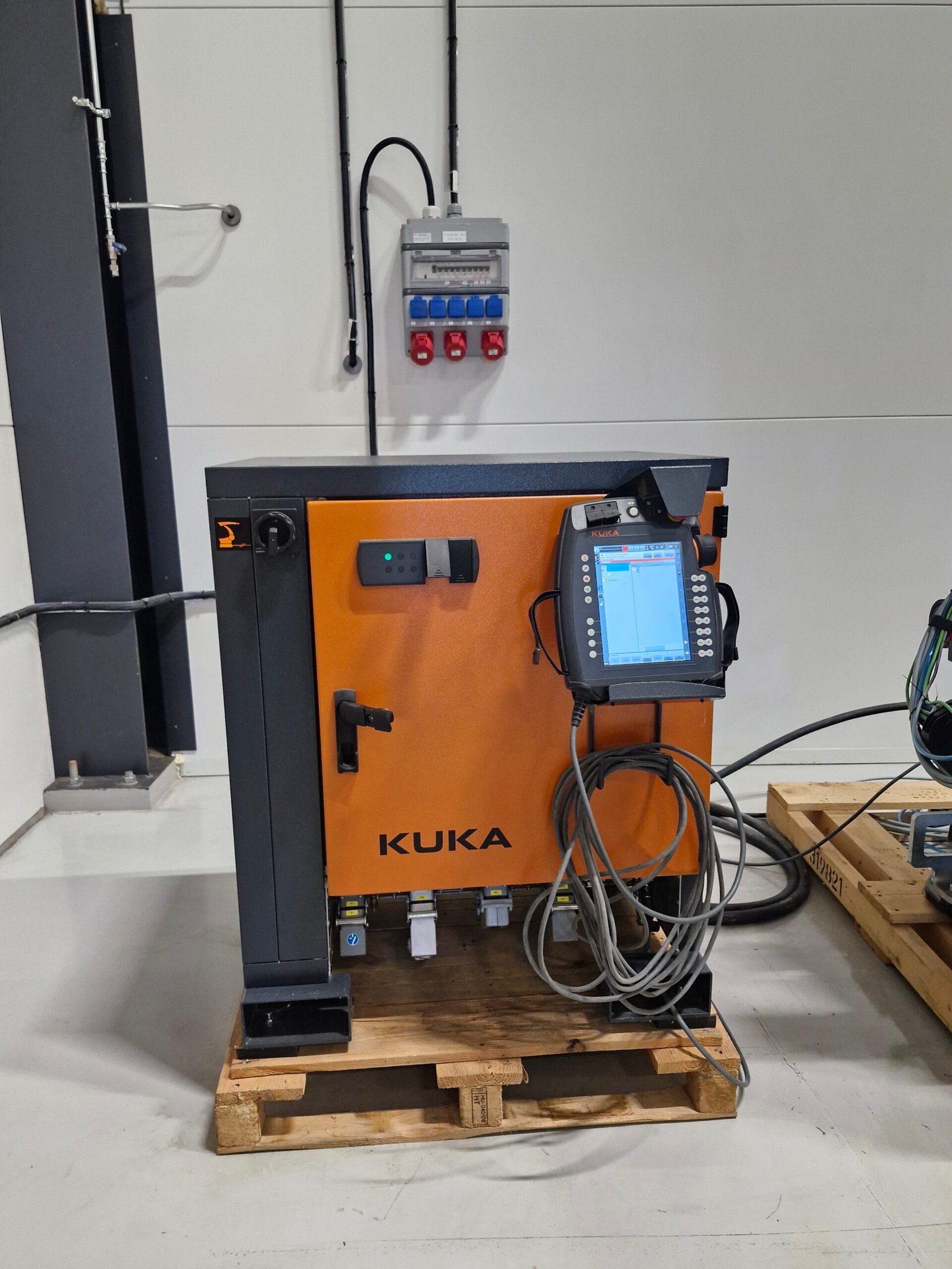 KUKA KR 150 R2700-2 Industrial Robot for Sale