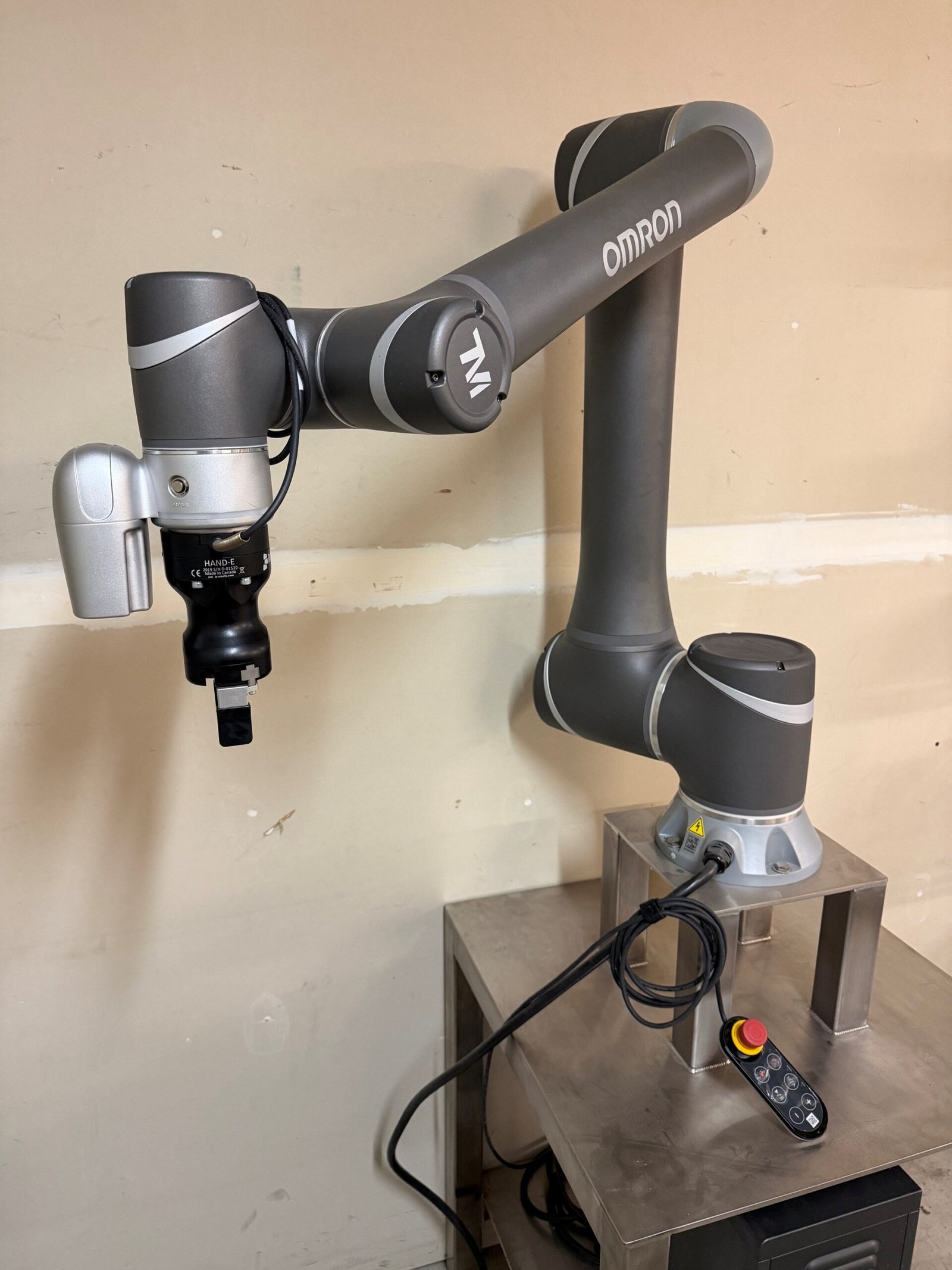 Omron TM12 Collaborative Robot Arm (Cobot) | 12kg Payload | 1300mm Reach |