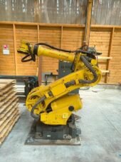FANUC R-2000 IA 165F