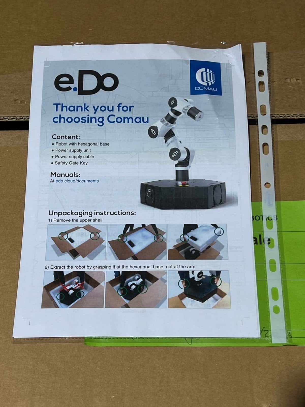 Comau e.DO 1-0.48 6-Axis Educational Robot CR82439200 Complete New in Box!